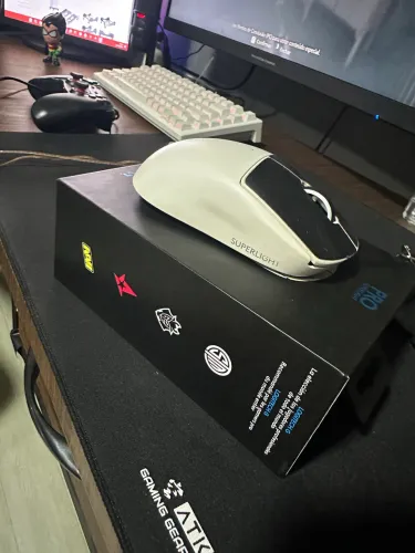 logitech g pro x superlight branco