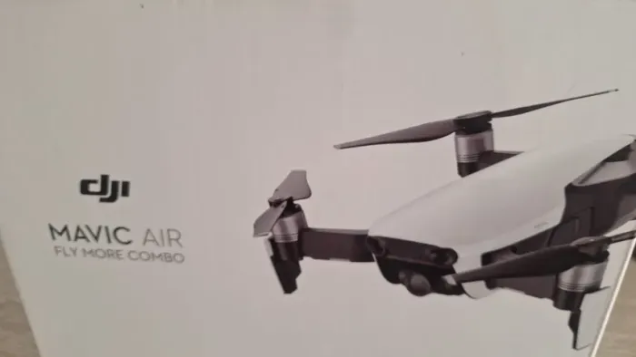 DJI Mavic Air Fly More Combo