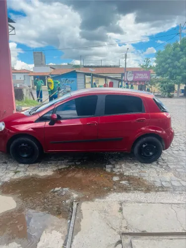 Fiat Punto Attractive 1.4 Fire Flex 8V 5P 2013
