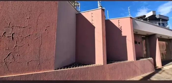 Casa Sta Angelina / Comercial / Residencial-Prox. Av.36 03 Dorm. ( 01 Suite) + Churrasque