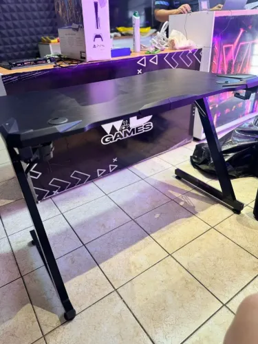 Mesa Gamer reforçada