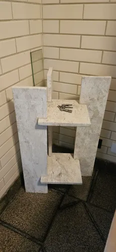 Suporte mesa ou mesa canto em marmore bege bahia