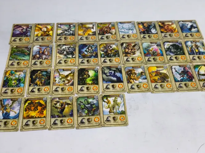 Cartas colecionáveis dracomania