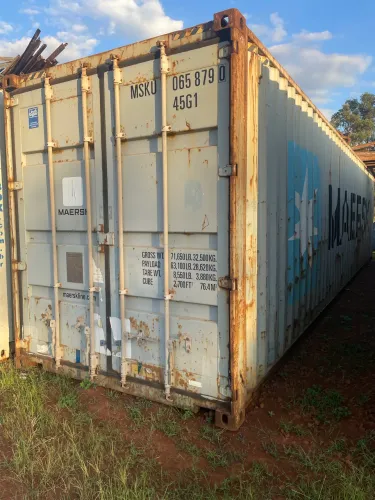 VENDO CONTAINER MARÍTIMO SEMI NOVO COM 12 mts