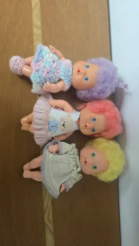 Lote Bebês moranguinho anos 80: cerejinha, uvinha e bananinha, estrela. 