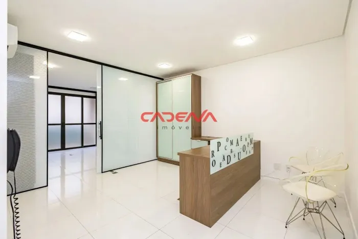 Sala comercial com 1 vaga para aluguel no Centro