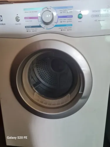 Vendo urgentemente motivo de viagem