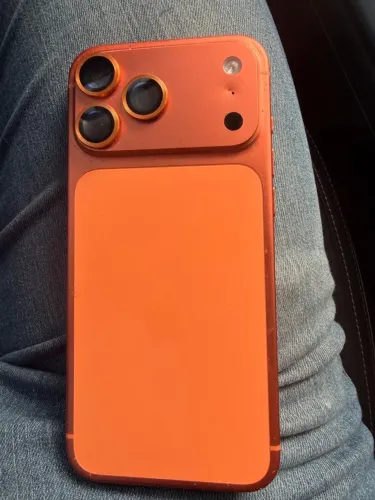 Vendo IPhone 17 pro Max 512 GB , laranja , 95% de bateria