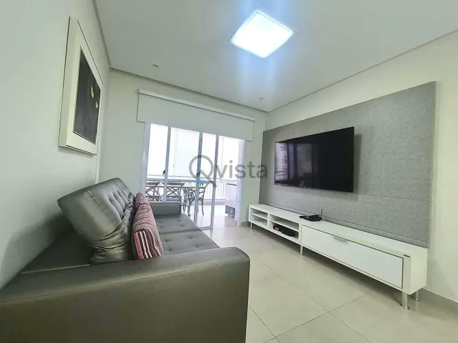 Apartamento para Locação Anual nas Astúrias / QVista Inteligência Imobiliária Guarujá