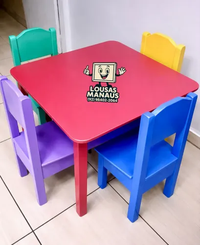 Mesa e cadeira infantil 