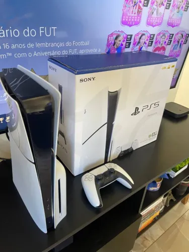 Playstation 5 Slim Mídia Física 1Tb