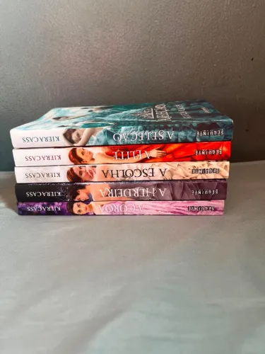 Livro: Saga A seleção completa