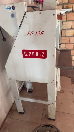 Fatiador de pães de forma