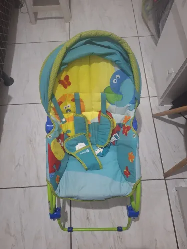 Vende-se cadeirinha de bebê, seminova em perfeito estado