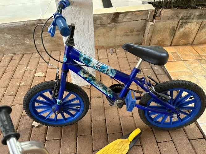 Bicicleta Aro 12 + Patinete