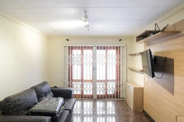 Casa térrea com 4 dormitórios à Venda, 194 m² - Olímpico