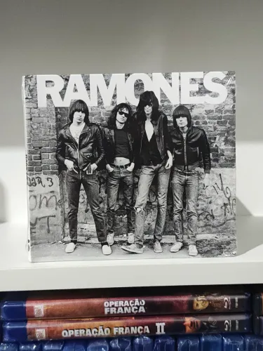 Ramones cd original lacrado 