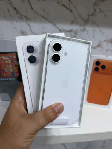 iPhone 16 128 gigas 100% apenas deslacrado não foi ativado 4190,00 no pix 