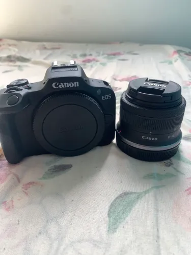 CANON R100 + 18-45 MM