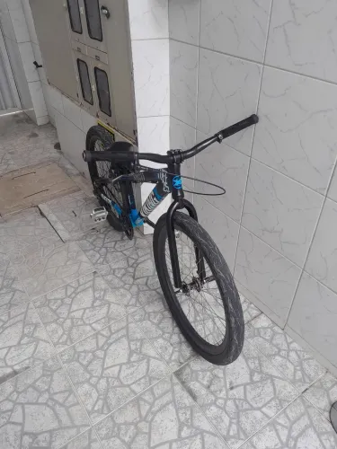 BICICLETA ARO 26 PRA VENDA!