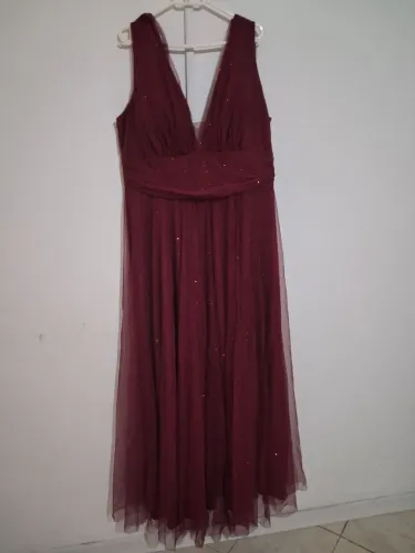 Vestido longo para festas - Bordô