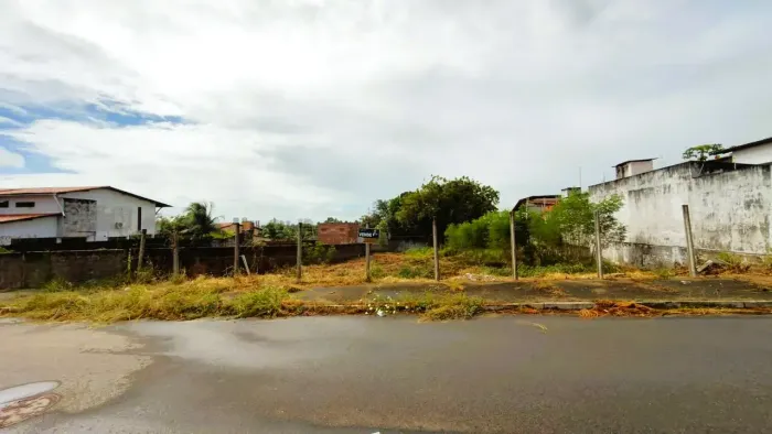 Vende-se amplo terreno em San Vale com 800m² - Natal/RN