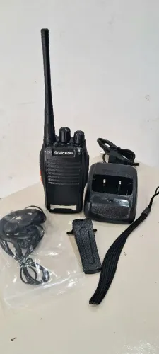 1 rádio baofeng Walkie talkie bf 777s novo completo
