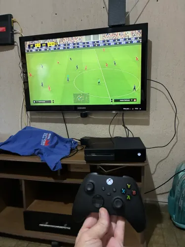 Xbox one com Kinect impecavel ( aceita trocas )