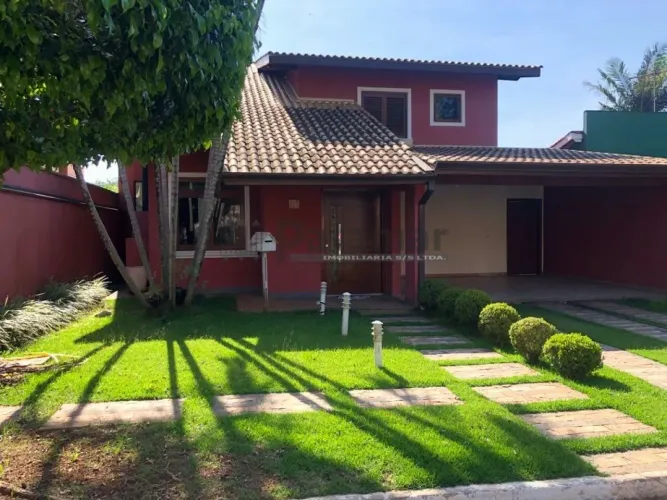CASA EM CONDOMÍNIO FECHADO NA GRANJA VIANA