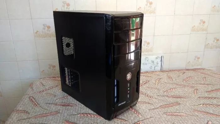 Cpu Intel 3,00Ghz,4Gb,500Gb Hd,Impécavel