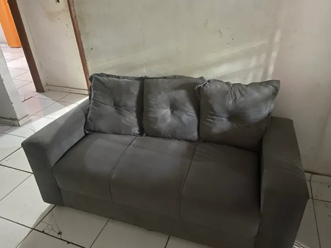 Sofá 3 lugares 