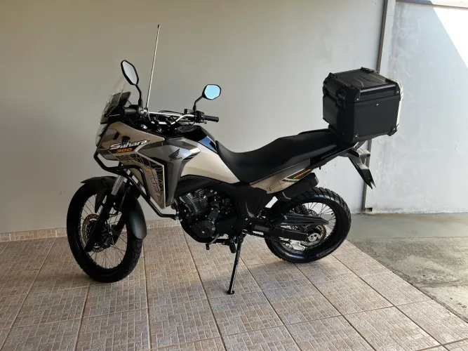 Sahara único dono 8500km 2025