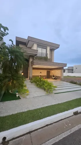 Vende-se belíssimo sobrado mobiliado com 4 suítes no Florais do Parque em Cuiabá MT