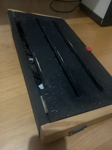 Pedal board