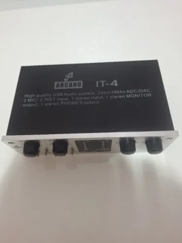 Interface de áudio arcano 