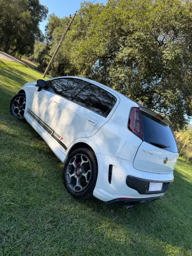 Fiat Punto T-jet 1.4 16V Turbo 5P 2013