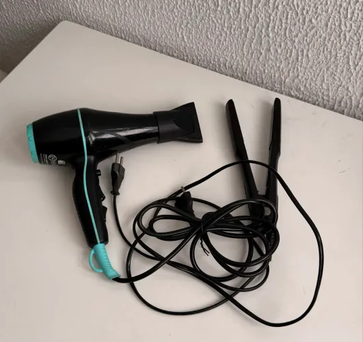 Secador e prancha