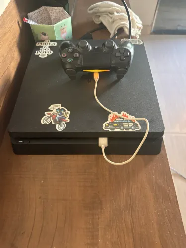 Ps4 slim