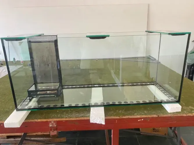 Aquário Água Doce 240L com sistema de Bota de descida