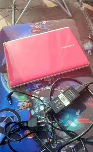 Mini notebook rosa samsung para peças 