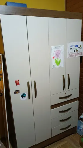 Guarda-roupas