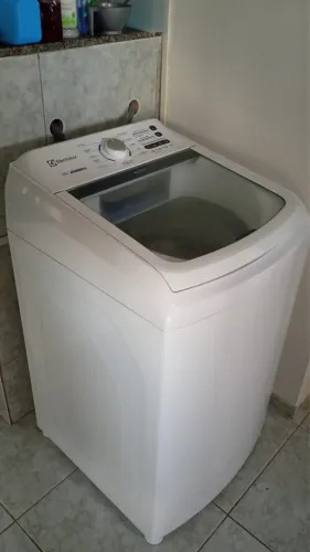 Máquina de Lavar Electrolux 14kg semi nova zero