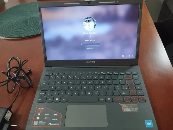 Notebook positivo vision C14