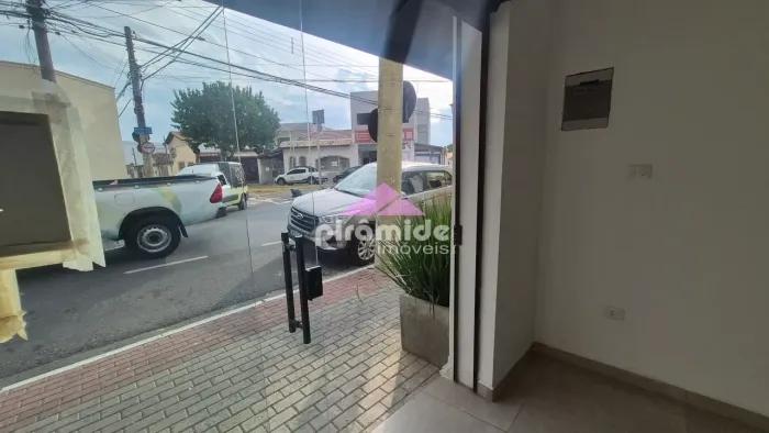 Ponto para locação, Santana, São José dos Campos, SP - a poucos metros da igreja Católica