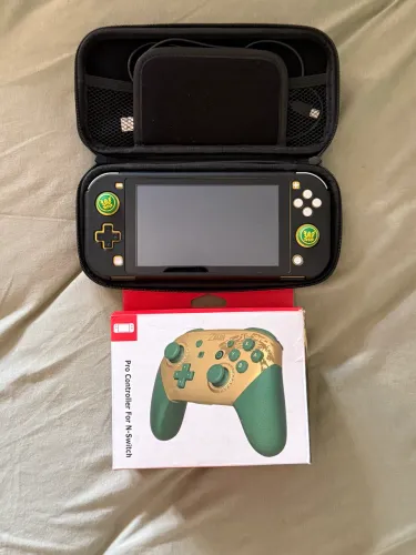 (LEIA) Nintendo Switch Lite Desbloq. 256 gb