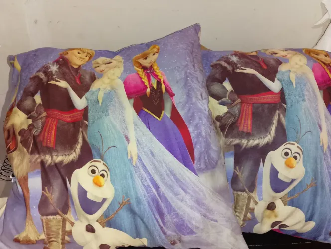 Vendo almofadas usadas
