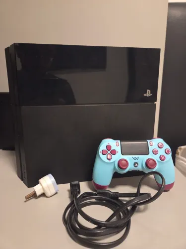 Playstation 4 FAT Desbloqueavel