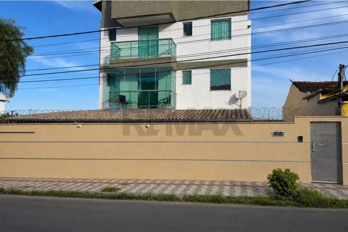 Apartamento com área privativa, 3 quartos e 2 vagas de garagem no Vila Clóris!
