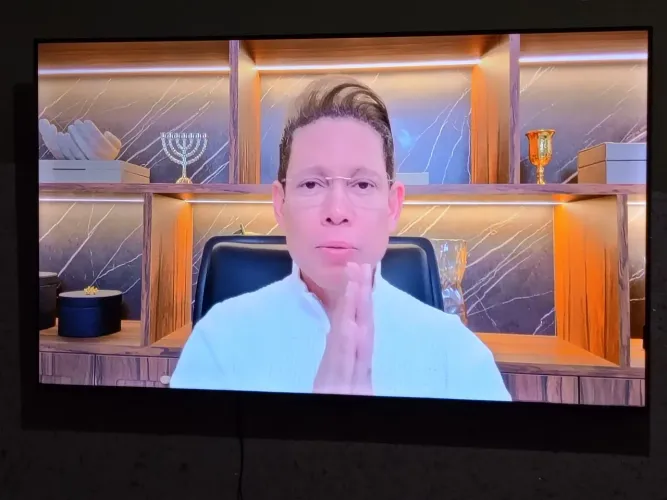 <br>Smart TV 50" 4K - Imagem Impecável | Bluetooth | Perfeito Estado