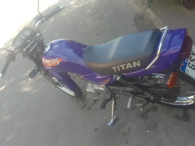 VENDO CG TITAN 98